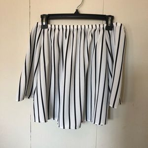 Off the Shoulder Black and White Striped Top Sz: M
